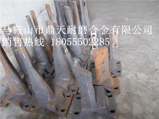 韶關(guān)新宇750強(qiáng)制式攪拌機(jī)端襯板、中葉片、側(cè)拌葉廠(chǎng)家直銷(xiāo)