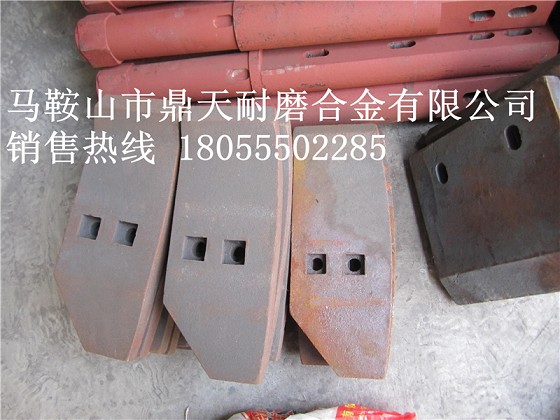 福建信達(dá)2000混凝土攪拌機(jī)口襯板、中葉片、側(cè)拌葉供應(yīng)商